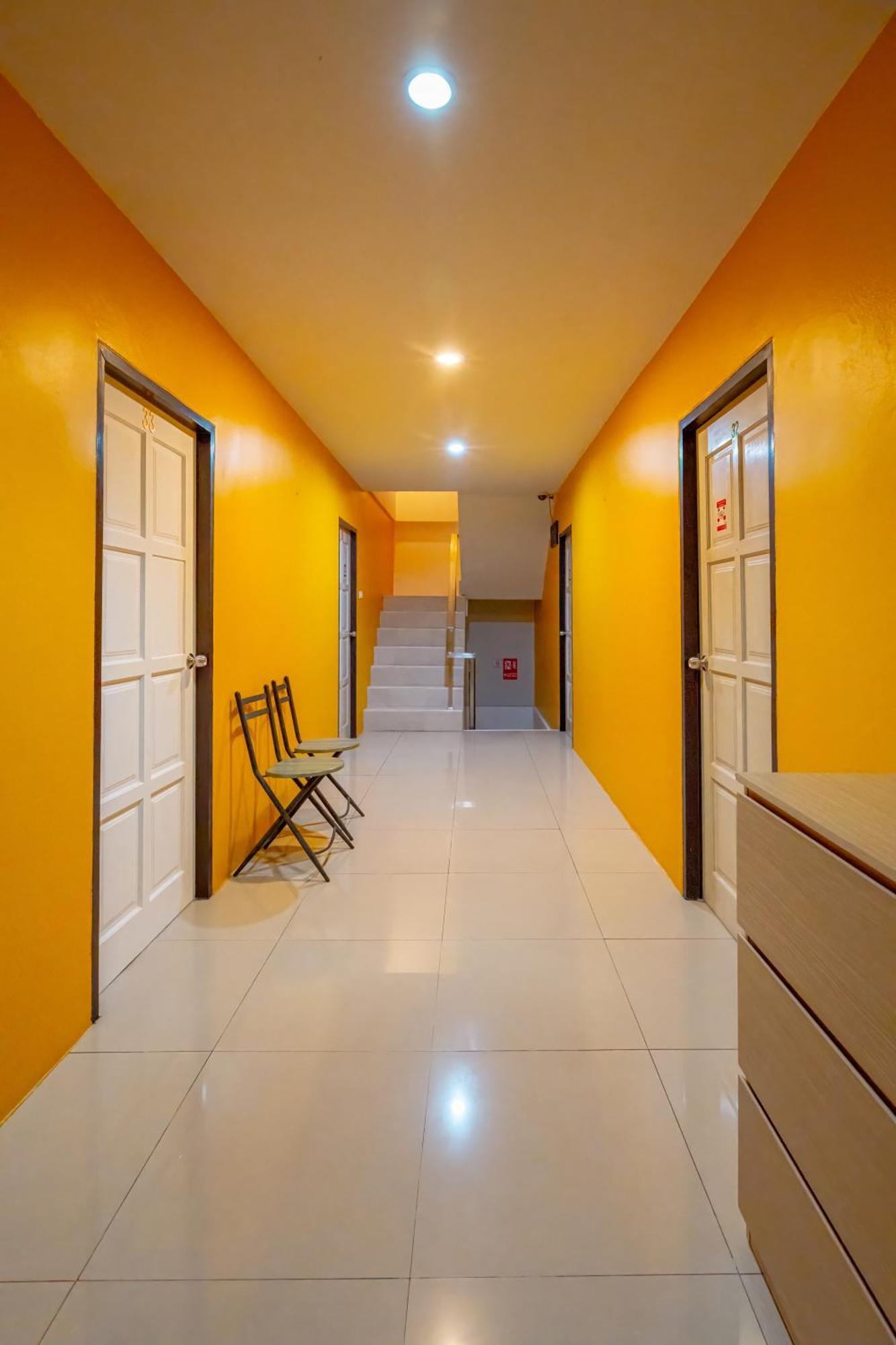 Nice To Meat You Rooms Patong Exterior photo