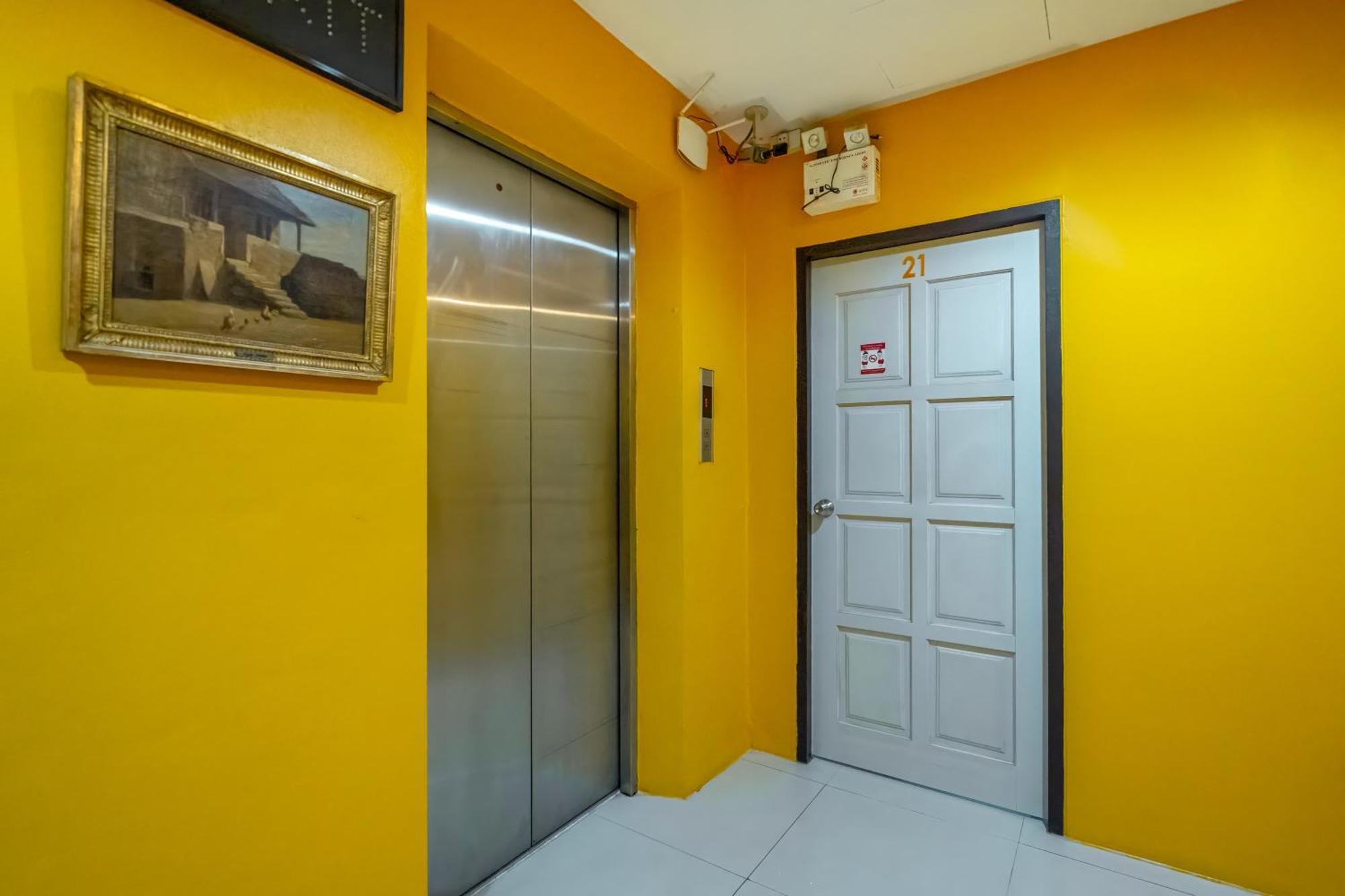 Nice To Meat You Rooms Patong Exterior photo